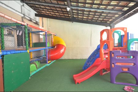 Apartamento para alugar com 42m², 2 quartos e 1 vagaParquinho