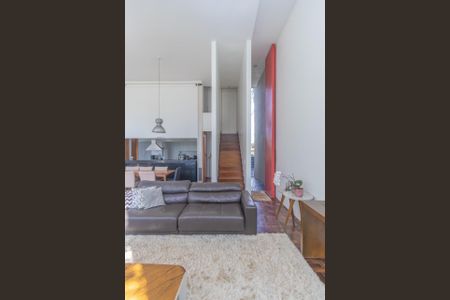 Casa à venda com 450m², 4 quartos e 2 vagas Casa à venda com 450m², 4 quartos e 2 vagasFoto 11