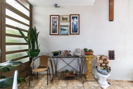 Casa à venda com 200m², 3 quartos e 2 vagasEntrada