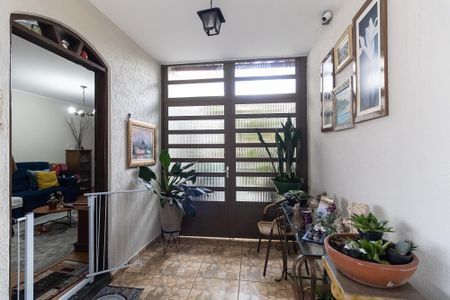 Casa à venda com 200m², 3 quartos e 2 vagasEntrada