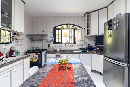 Casa à venda com 200m², 3 quartos e 2 vagasCozinha