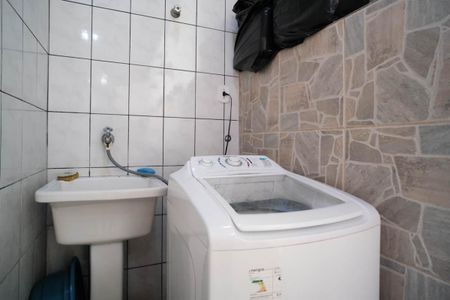 Casa à venda com 100m², 3 quartos e 3 vagasÁrea de Serviço