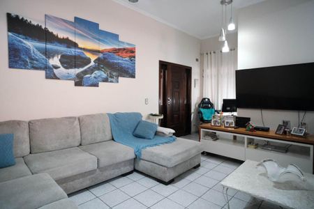 Casa à venda com 100m², 3 quartos e 3 vagasSala