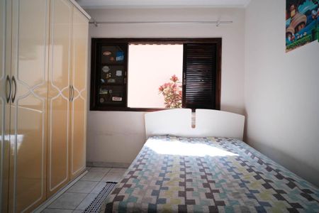 Casa à venda com 100m², 3 quartos e 3 vagasQuarto 1