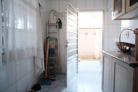 Casa à venda com 100m², 3 quartos e 3 vagasÁrea de Serviço