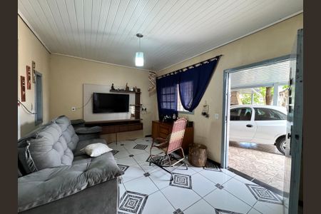 Casa à venda com 80m², 1 quarto e 2 vagas Casa à venda com 80m², 1 quarto e 2 vagasSala