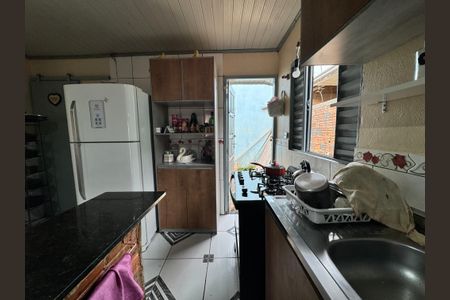 Casa à venda com 80m², 1 quarto e 2 vagas Casa à venda com 80m², 1 quarto e 2 vagasCozinha