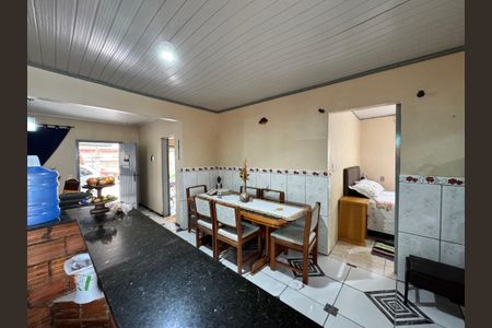 Casa à venda com 80m², 1 quarto e 2 vagas Casa à venda com 80m², 1 quarto e 2 vagasCozinha