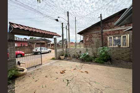 Casa à venda com 80m², 1 quarto e 2 vagas Casa à venda com 80m², 1 quarto e 2 vagasEntrada