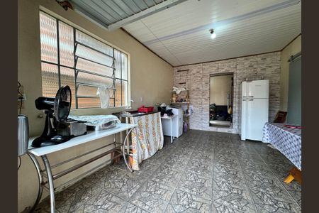 Casa à venda com 80m², 1 quarto e 2 vagas Casa à venda com 80m², 1 quarto e 2 vagasGaragem