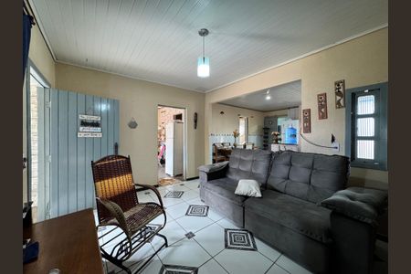 Casa à venda com 80m², 1 quarto e 2 vagas Casa à venda com 80m², 1 quarto e 2 vagasSala