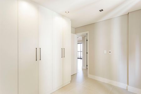 Apartamento para alugar com 115m², 3 quartos e 2 vagasQuarto 2