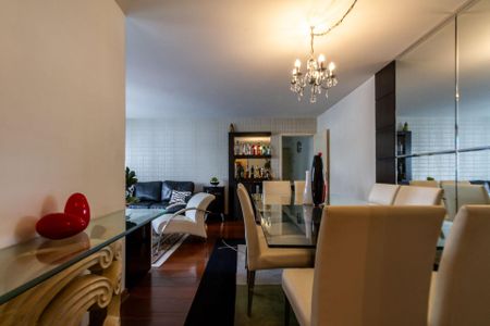 Apartamento para alugar com 113m², 3 quartos e 1 vaga Apartamento para alugar com 113m², 3 quartos e 1 vagaSala