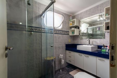 Apartamento para alugar com 113m², 3 quartos e 1 vaga Apartamento para alugar com 113m², 3 quartos e 1 vagaBanheiro da Suíte