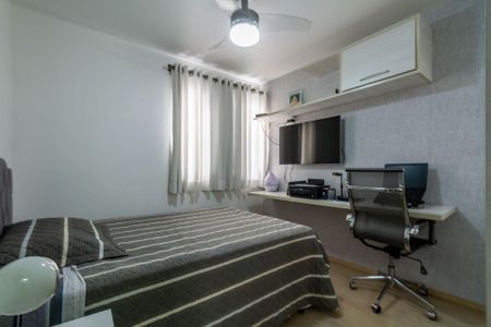 Apartamento para alugar com 113m², 3 quartos e 1 vaga Apartamento para alugar com 113m², 3 quartos e 1 vagaQuarto