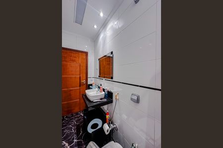 Apartamento à venda com 180m², 3 quartos e 3 vagasBanheiro