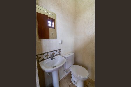 Casa de condomínio para alugar com 120m², 2 quartos e 1 vaga Casa de condomínio para alugar com 120m², 2 quartos e 1 vagaBanheiro de Serviço