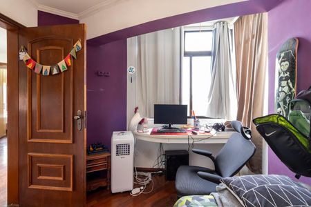 Apartamento à venda com 160m², 3 quartos e 2 vagasQuarto 2