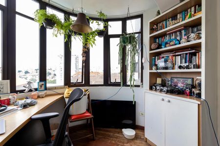 Apartamento à venda com 160m², 3 quartos e 2 vagasEscritório