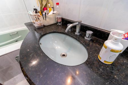 Apartamento à venda com 160m², 3 quartos e 2 vagasBanheiro do Quarto 1