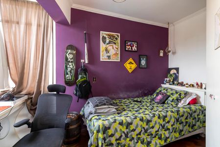 Apartamento à venda com 160m², 3 quartos e 2 vagasQuarto 2