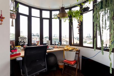 Apartamento à venda com 160m², 3 quartos e 2 vagasEscritório