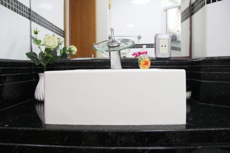 Apartamento à venda com 105m², 2 quartos e 1 vagaBanheiro da Suíte