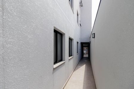 Apartamento à venda com 56m², 2 quartos e sem vagaÁrea comum - Corredor de acesso