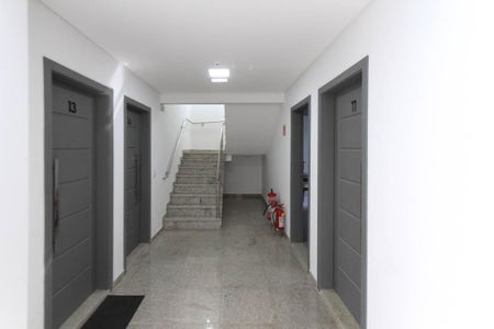 Apartamento à venda com 56m², 2 quartos e sem vaga Apartamento à venda com 56m², 2 quartos e sem vagaCorredor