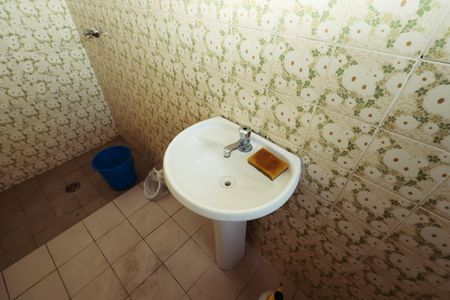 Casa à venda com 180m², 3 quartos e 1 vagaBanheiro 1