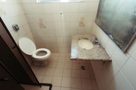 Casa à venda com 180m², 3 quartos e 1 vagaBanheiro 3