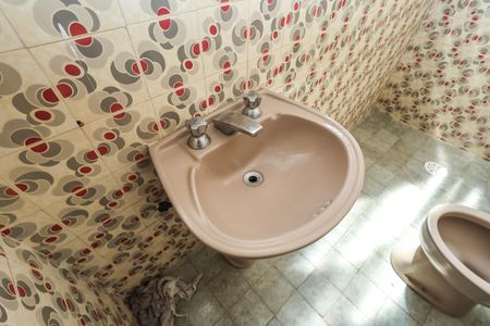 Casa à venda com 180m², 3 quartos e 1 vagaBanheiro 2