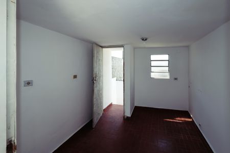 Casa à venda com 180m², 3 quartos e 1 vagaÁrea de Serviço