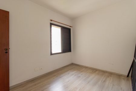 Apartamento à venda com 247m², 3 quartos e 3 vagas Apartamento à venda com 247m², 3 quartos e 3 vagasQuarto 2