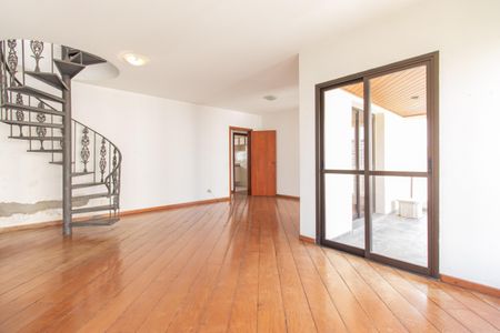 Apartamento à venda com 247m², 3 quartos e 3 vagas Apartamento à venda com 247m², 3 quartos e 3 vagasSala