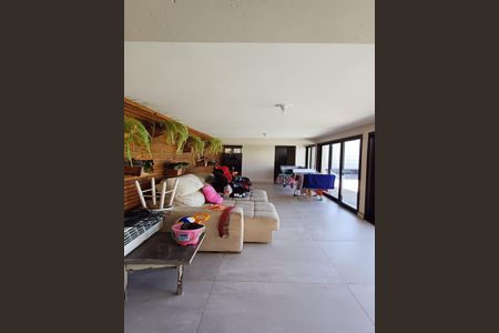 Casa para alugar com 300m², 3 quartos e 4 vagas Casa para alugar com 300m², 3 quartos e 4 vagasArea de lazer