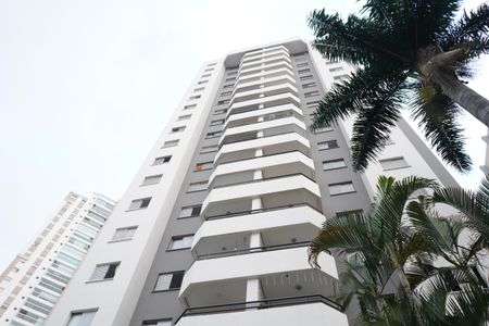 Apartamento à venda com 80m², 3 quartos e 2 vagasFachada