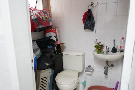 Apartamento à venda com 80m², 3 quartos e 2 vagasBanheiro de Serviço