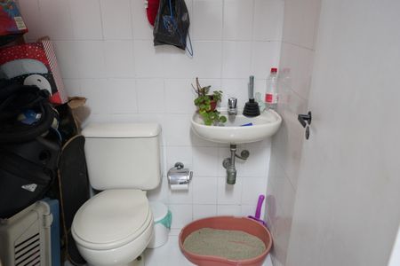 Apartamento à venda com 80m², 3 quartos e 2 vagasBanheiro de Serviço