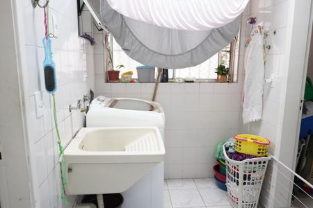 Apartamento à venda com 80m², 3 quartos e 2 vagasLavanderia