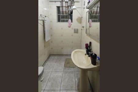 Casa à venda com 200m², 4 quartos e 2 vagasBanheiro 02 casa 02