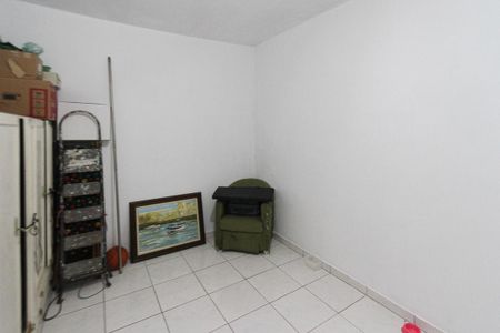 Casa à venda com 200m², 4 quartos e 2 vagasQuarto