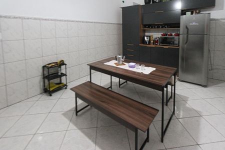 Casa à venda com 200m², 4 quartos e 2 vagasCozinha