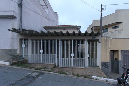 Casa à venda com 200m², 4 quartos e 2 vagasFachada