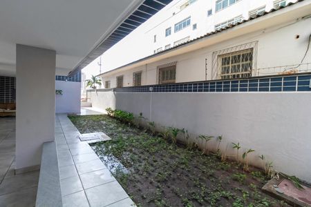 Apartamento à venda com 200m², 4 quartos e 3 vagasHall social
