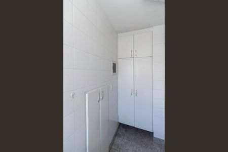 Apartamento à venda com 200m², 4 quartos e 3 vagasÁrea de serviço