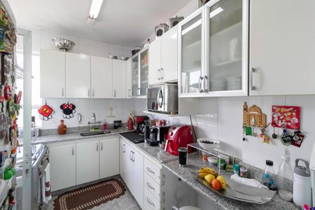 Apartamento à venda com 200m², 4 quartos e 3 vagasCozinha