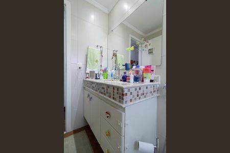 Apartamento à venda com 200m², 4 quartos e 3 vagasBanheiro social 1