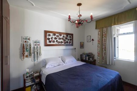 Apartamento à venda com 200m², 4 quartos e 3 vagasSuíte