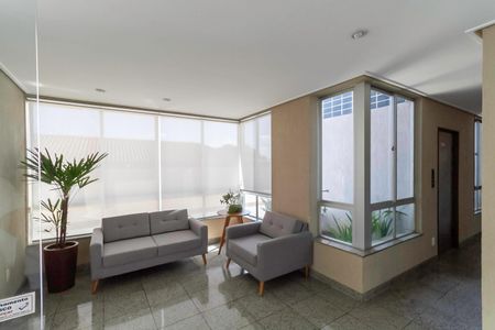 Apartamento à venda com 200m², 4 quartos e 3 vagasHall social